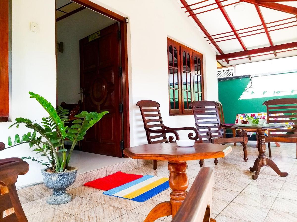 Sahana Sri Villa Bentota Luaran gambar